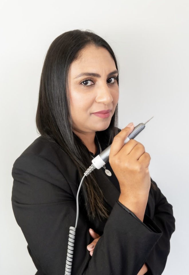 Cibele - Manicures no Beauté Naturelle